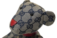 Load image into Gallery viewer, GUCCI グッチ GGキャンバス ぬいぐるみ 人形 テディーベア クマ ベージュ ネイビー 7077722 美品 中古 56023