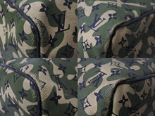 Load image into Gallery viewer, LOUIS VUITTON ルイヴィトン ボストンバッグ キーポルバンドリエール55 カモフラージュ村上隆 M95774 ゴールド金具 良品 中古 56059