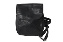 Load image into Gallery viewer, CHANEL シャネル ミニリュック チェーン レザー ココマーク ステッチ 4番台 ブラック シルバー金具 美品 中古 56063