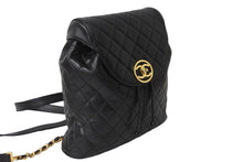 Load image into Gallery viewer, CHANEL シャネル ヴィンテージ リュック ココマーク マトラッセ 2番台 ラムスキン ブラック ゴールド金具 美品 中古 56064