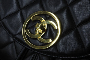 CHANEL シャネル ヴィンテージ リュック ココマーク マトラッセ 2番台 ラムスキン ブラック ゴールド金具 美品 中古 56064