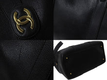 Load image into Gallery viewer, CHANEL シャネル 2WAYボストンバッグ ココマーク チャーム キャビアスキン 3番台 1995年 ブラック ゴールド金具 美品 中古 56111