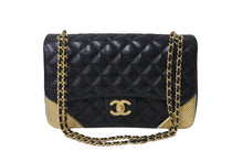 Load image into Gallery viewer, CHANEL シャネル マトラッセ チェーンショルダーバッグ 24番台 A94495 ブラック ラムスキン ゴールド金具 美品 中古 56112