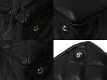 Load image into Gallery viewer, CHANEL シャネル カンボンライン ボーリング ハンドバッグ ココマーク 14番台 ブラック ラムスキン シルバー金具 美品 中古 56144