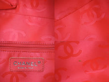 Load image into Gallery viewer, CHANEL シャネル カンボンライン ボーリング ハンドバッグ ココマーク 14番台 ブラック ラムスキン シルバー金具 美品 中古 56144