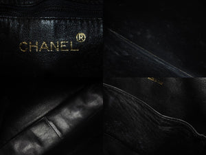CHANEL シャネル ショルダーバッグ マトラッセ 2番台 ココマーク ココボール ブラック キャビアスキン ゴールド 美品 中古 56146
