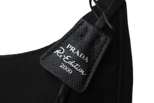 画像をギャラリービューアに読み込む, PRADA プラダ ハンドバッグ ミニバッグ 三角プレートロゴ テスート ナイロン 1NE515 ブラック シルバー金具 美品 中古 56149 