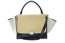 Load image into Gallery viewer, CELINE セリーヌ ハンドバッグ 2WAY ショルダーバッグ 169543 トラペーズ ベージュ レザー シルバー金具 良品 中古 56158