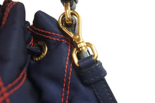 画像をギャラリービューアに読み込む, PRADA プラダショルダーバッグ 巾着チェック ナイロン 三角ロゴ CO190 ゴールド金具 美品 中古 56160 