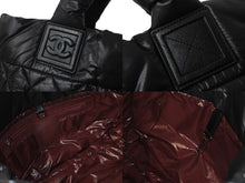 Load image into Gallery viewer, CHANEL シャネル トートバッグ コココクーン ココマーク 16番台 ブラック ナイロン レザー シルバー金具 美品 中古 56163