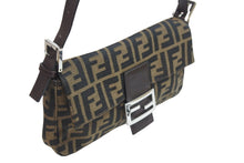 Load image into Gallery viewer, FENDI フェンディ ズッカ柄 マンマバケット ショルダーバッグ ワンショルダー ブラウン アクセサリーポーチ 美品 中古 56166