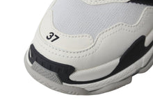 Load image into Gallery viewer, BALENCIAGA バレンシアガ スニーカー トリプルS トレーナー adidasコラボ サイズ37 ホワイト ブラック 712821W2ZB1 美品 中古 56174