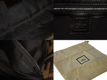 Load image into Gallery viewer, FENDI フェンディ ショルダーバッグ マンマバケット ワンショルダー ブラウン ズッカ柄 美品 中古 56186