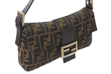 Load image into Gallery viewer, FENDI フェンディ ショルダーバッグ マンマバケット ワンショルダー ブラウン ズッカ柄 美品 中古 56186