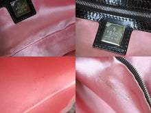 Load image into Gallery viewer, FENDI フェンディ ショルダーバッグ マンマバケット 2283-26424-008 ハラコ レザー グリーン シルバー金具 美品 中古 56187
