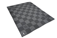 Load image into Gallery viewer, LOUIS VUITTON ルイヴィトン ブランケット M76561 クヴェルテュール ダミエ クラシック ジャイアント 美品 中古 56190