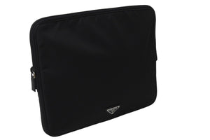 PRADA プラダ クラッチバッグ PCケース パソコンケース タブレットケース ブラック シルバー 美品 中古 56192