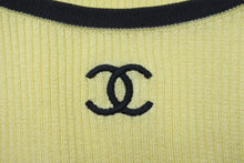 Load image into Gallery viewer, CHANEL シャネル 半袖Ｔシャツ ココマーク トップス ヴィンテージ 95P イエロー チビTシャツ 40 P05191V00233 美品 中古 56195