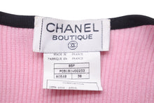 Load image into Gallery viewer, CHANEL シャネル 半袖Ｔシャツ チビT ココマークボタン PO5191V00233 95P ピンク ブラック サイズ38 中古 56196