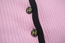 Load image into Gallery viewer, CHANEL シャネル 半袖Ｔシャツ ココマーク 95P ピンク コットン サイズ36 P05191V00233 美品 中古 56199