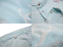 Load image into Gallery viewer, CHANEL シャネル ヴィンテージ ボタン半袖Ｔシャツ ベロア ココマーク 総柄 スカイブルー サイズ38 美品 中古 56200
