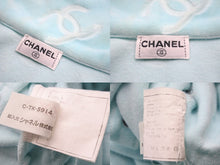 Load image into Gallery viewer, CHANEL シャネル ヴィンテージ ボタン半袖Ｔシャツ ベロア ココマーク 総柄 スカイブルー サイズ38 美品 中古 56200