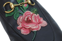 Load image into Gallery viewer, GUCCI グッチ ローファー プリンスタウン ピンクローズ フラワー刺繍 ファー ブラック 美品 中古 56221