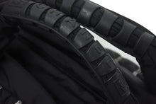 Load image into Gallery viewer, CHANEL シャネル スポーツライン 2WAYボストンバッグ 10番台 A32808 ナイロン ブラック ホワイト 美品 中古 56291
