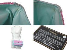 Load image into Gallery viewer, 極美品 CHANEL シャネル ショルダーバッグ バイカラー ピンク グリーン 21番台 ココマーク ツイード ブラック金具 中古 56469