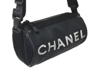Load image into Gallery viewer, CHANEL シャネル ショルダーバッグ クロスボディバッグ スポーツライン 筒型 8番台 2003年 A24984 ラバー ブラック 良品 中古 56511