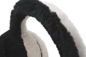 極美品 CHANEL シャネル イヤーマフ シアリング ココマーク ブラック ホワイト AA7836B06521 中古 56578