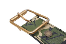 Load image into Gallery viewer, 極美品 LOUIS VUITTON ルイヴィトン ベルト サンチュール・モノグラモフラージュ 村上隆 サイズ90 M9646U ゴールド金具 56582