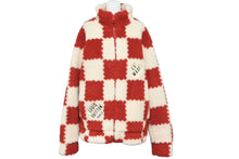 Load image into Gallery viewer, LOUIS VUITTON ルイヴィトン NIGO ニゴ ダミエ フリース ブルゾンジャケット XL LV MADE レッド ホワイトHMY04WI03 美品 中古 56609