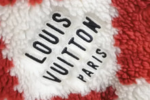 Load image into Gallery viewer, LOUIS VUITTON ルイヴィトン NIGO ニゴ ダミエ フリース ブルゾンジャケット XL LV MADE レッド ホワイトHMY04WI03 美品 中古 56609