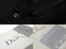 Load image into Gallery viewer, Christian Dior クリスチャンディオール トロッター柄 パテントレザー チェーン 長財布 ブラック EMP43060 中古 56643