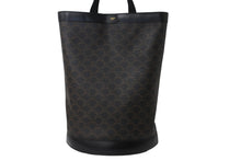 Load image into Gallery viewer, 極美品 CELINE セリーヌ ジッパー バックパック トリオンフ キャンバス 191792CHI.38NO ブラウン ゴールド金具 中古 56664
