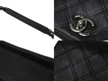 Load image into Gallery viewer, CHANEL シャネル コスモスライン ビコローレ カーフスキン ショルダーバッグ マトラッセ ブラック ココマーク シルバー 美品 中古 56671