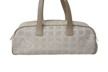 Load image into Gallery viewer, CHANEL シャネル ニュートラベルライン ミニ ボストンバッグ 7番台 ココマーク ベージュ キャンバス レザー 良品 中古 56700