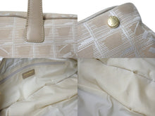 Load image into Gallery viewer, CHANEL シャネル ニュートラベルライン ミニ ボストンバッグ 7番台 ココマーク ベージュ キャンバス レザー 良品 中古 56700