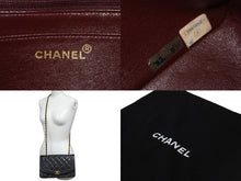 画像をギャラリービューアに読み込む, CHANEL シャネル チェーンショルダーバッグ ダイアナ マトラッセ 25cm 2番台 ブラック ゴールド金具 美品 中古 56733