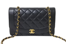 画像をギャラリービューアに読み込む, CHANEL シャネル チェーンショルダーバッグ ダイアナ マトラッセ 25cm 2番台 ブラック ゴールド金具 美品 中古 56733