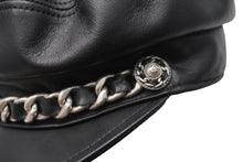 Load image into Gallery viewer, CHANEL シャネル キャスケット チェーン ココマーク 10P ブラック ラムスキン サイズM A53645 美品 中古 56739