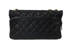 極美品 CHANEL シャネル チェーンショルダーバッグ マトラッセ 18番台 ラムスキン ブラック ゴールド金具 中古 56755