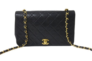 CHANEL シャネル チェーンショルダーバッグ マトラッセ フルフラップ 1番台 ラムスキン ブラック ゴールド金具 良品 中古 56757
