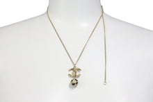 Load image into Gallery viewer, 極美品 CHANEL シャネル ネックレス B19刻印 ココマーク ぶら下がり ボール ラインストーン ゴールド ブラック 中古 56766