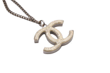 Load image into Gallery viewer, CHANEL シャネル ネックレス ココマーク 刻印不鮮明 シルバー ラインストーン ラメ リバーシブル 美品 中古 56768