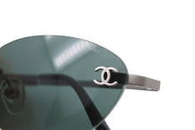 Load image into Gallery viewer, CHANEL シャネル サングラス ココマーク ブラック シルバー 美品 中古 56811