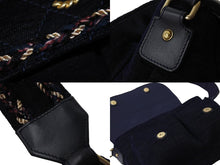 Load image into Gallery viewer, 極美品 CHANEL シャネル ショルダーバッグ ザルツブルクマトラッセ ココマーク 24番台 A91821 ネイビー ゴールド金具 中古 56819
