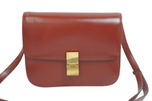 Load image into Gallery viewer, CELINE セリーヌ ショルダーバッグ プレオウンド クラシック ボックス 斜め掛け カーフスキン レッド ゴールド金具 良品 中古 56876