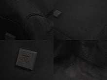 Load image into Gallery viewer, CHANEL シャネル ボストンバッグ スポーツライン 7番台 ココマーク ブラック ナイロン ブラック金具 美品 中古 56887